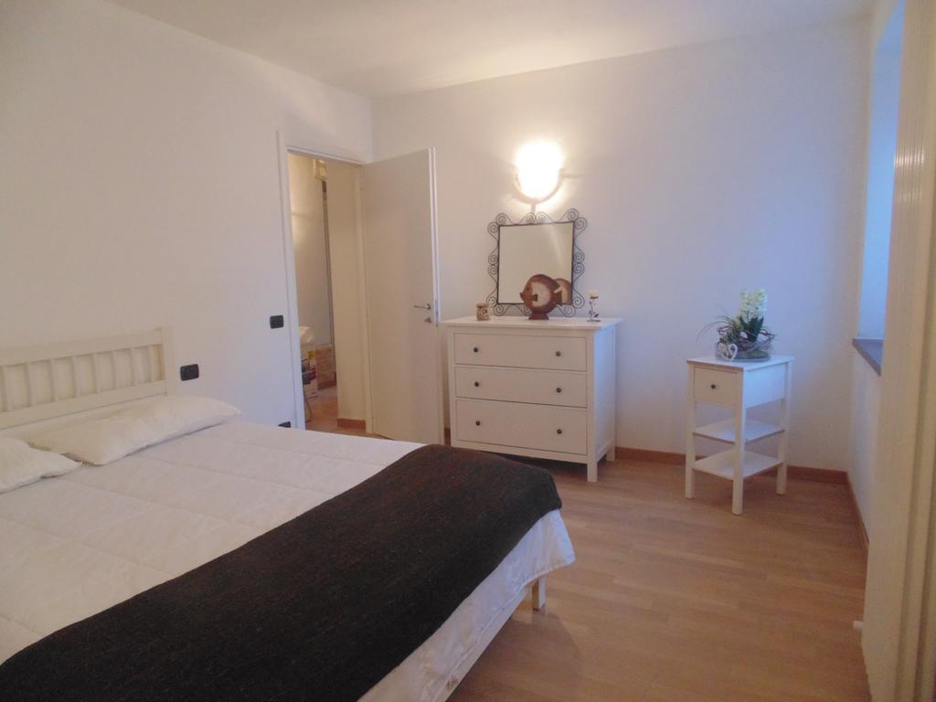 Cà Del Polsèt Apartamento Brenzone sul Garda Quarto foto