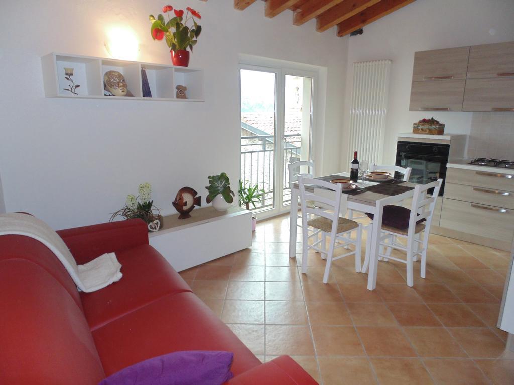 Cà Del Polsèt Apartamento Brenzone sul Garda Quarto foto
